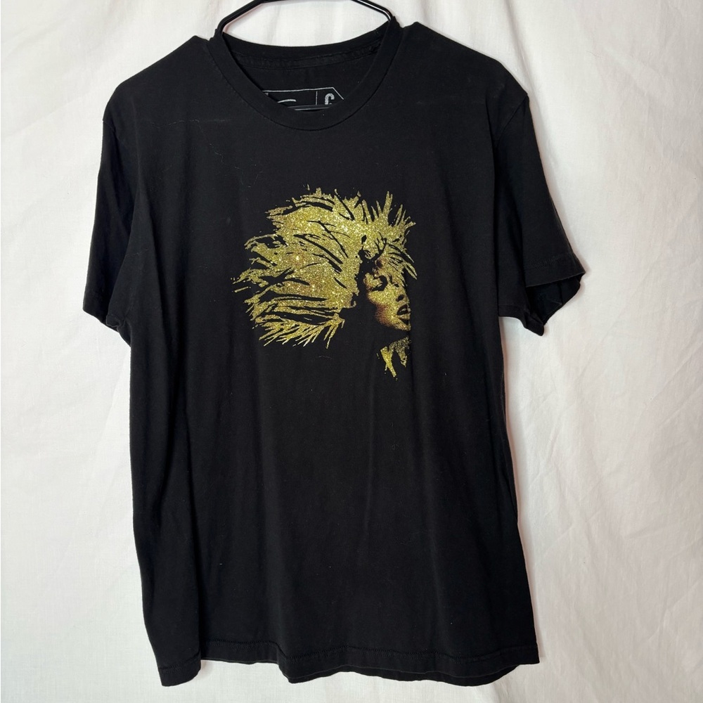 Creative Goods women’s Tina Turner Musical T-shirt sizeL short sleeve